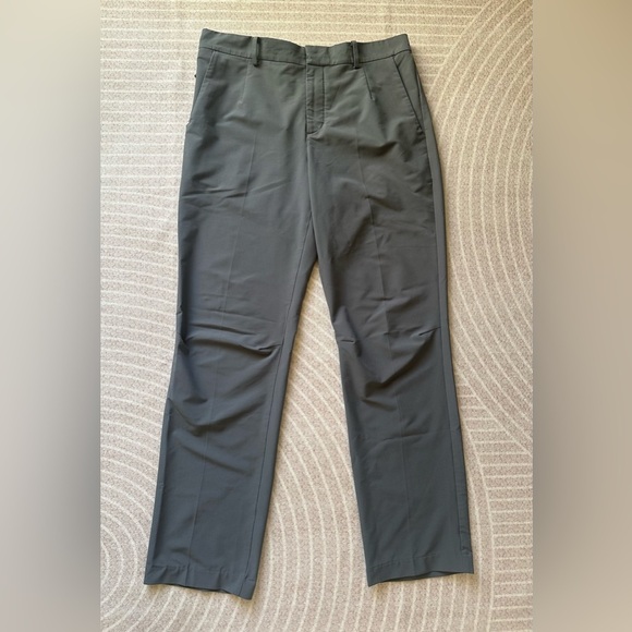 Nike Dri-Fit Tiger Woods Collection Pleated Pants 32x32 M Grey Golf performance - Picture 1 of 13